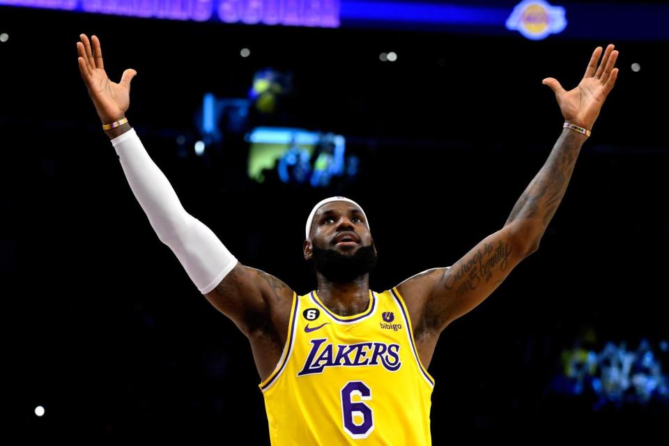九游体育入口-詹姆斯超越贾巴尔，加冕NBA历史得分王的简单介绍