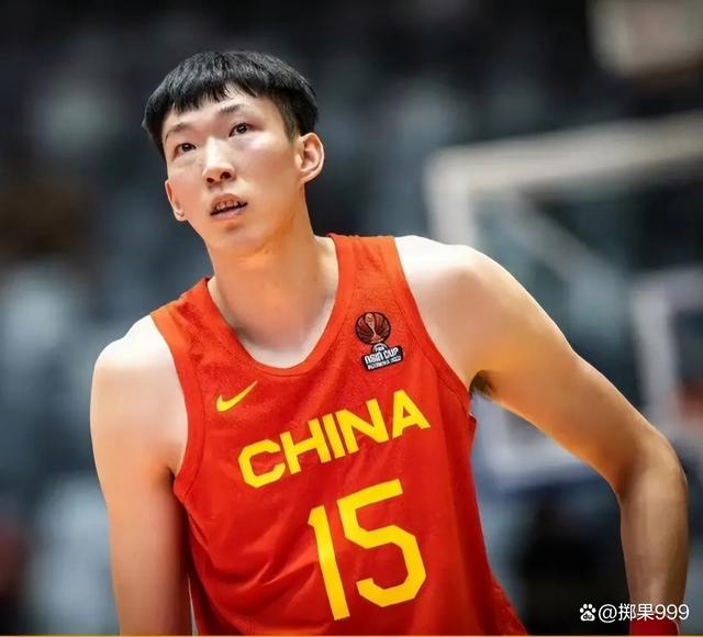 关于周琦：中国男篮新核心的争议与期待的信息