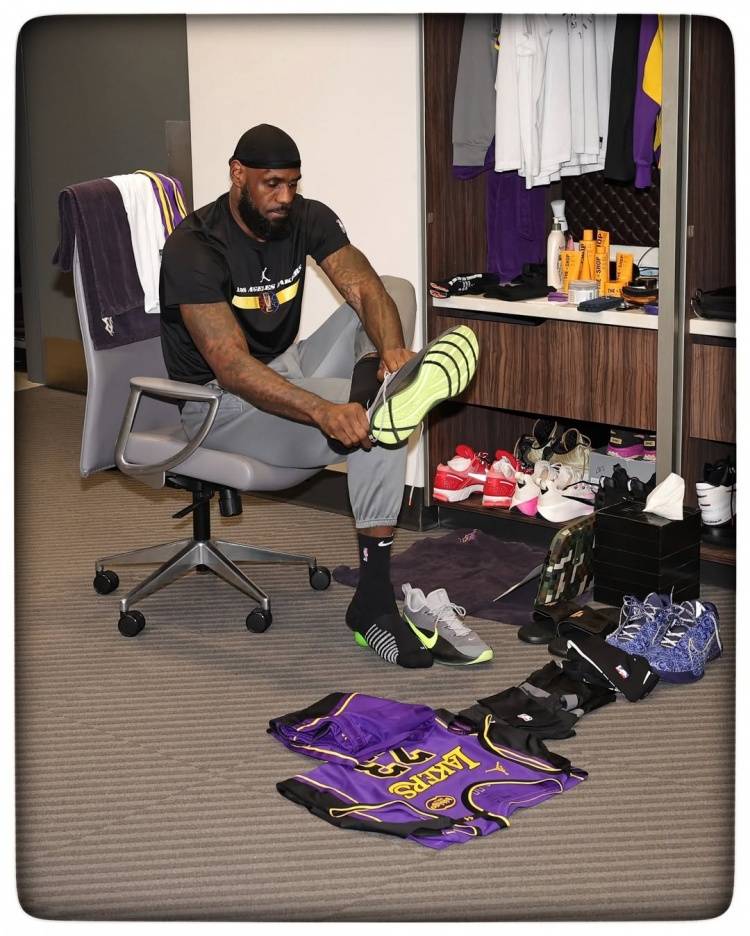 NBA球员为什么不穿护具？