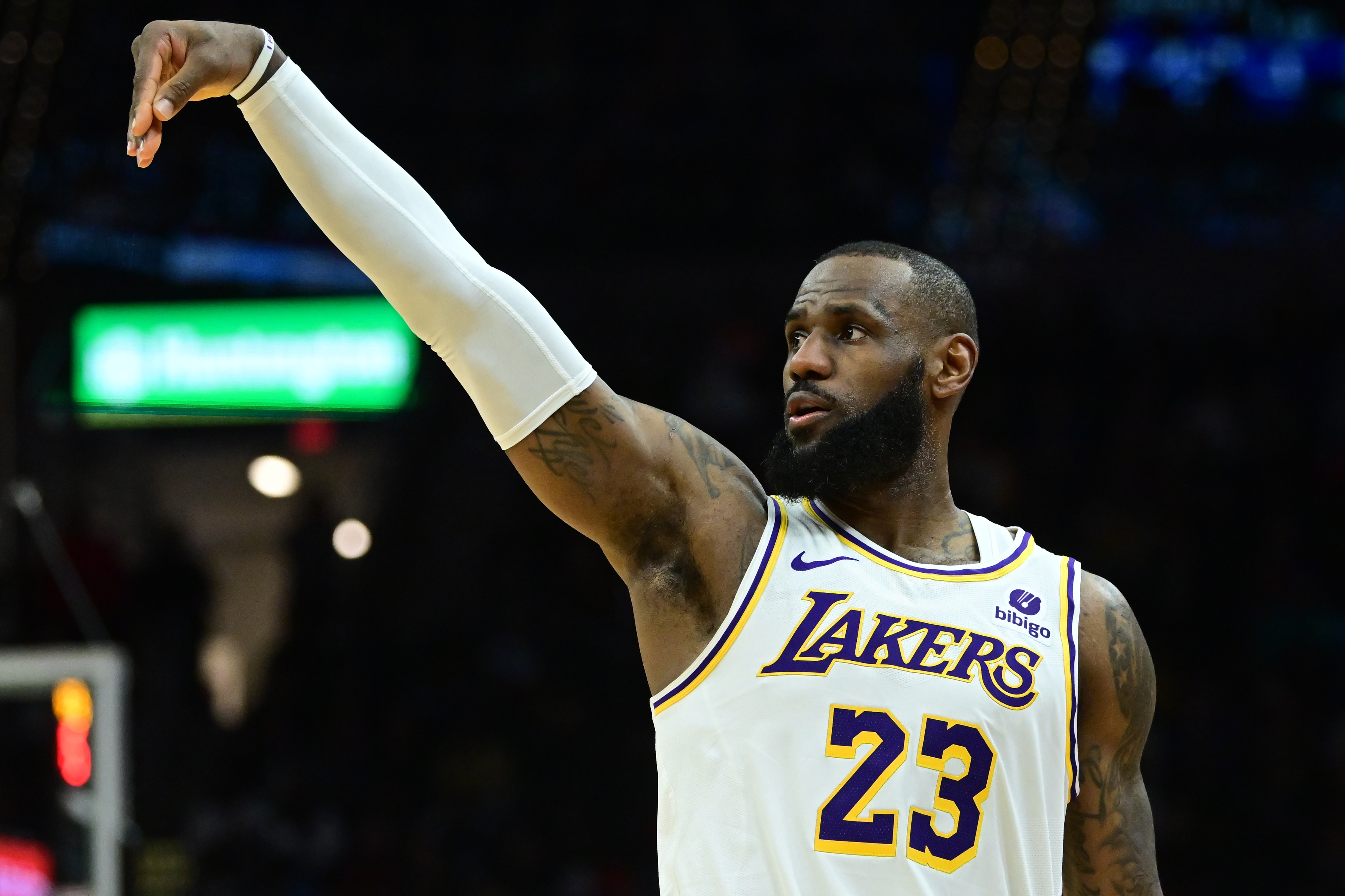 九游体育网址-哪个赛季让你彻底入坑NBA？的简单介绍